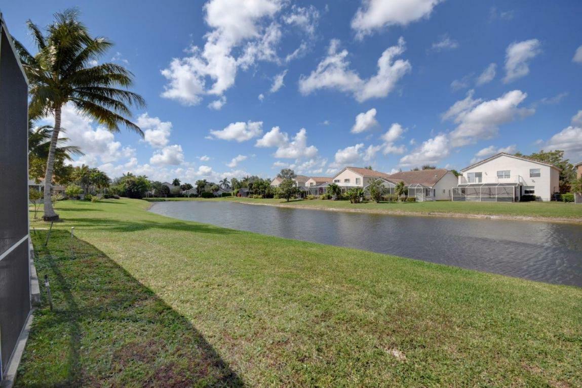 Property Photo:  18300 Coral Chase Drive  FL 33498 