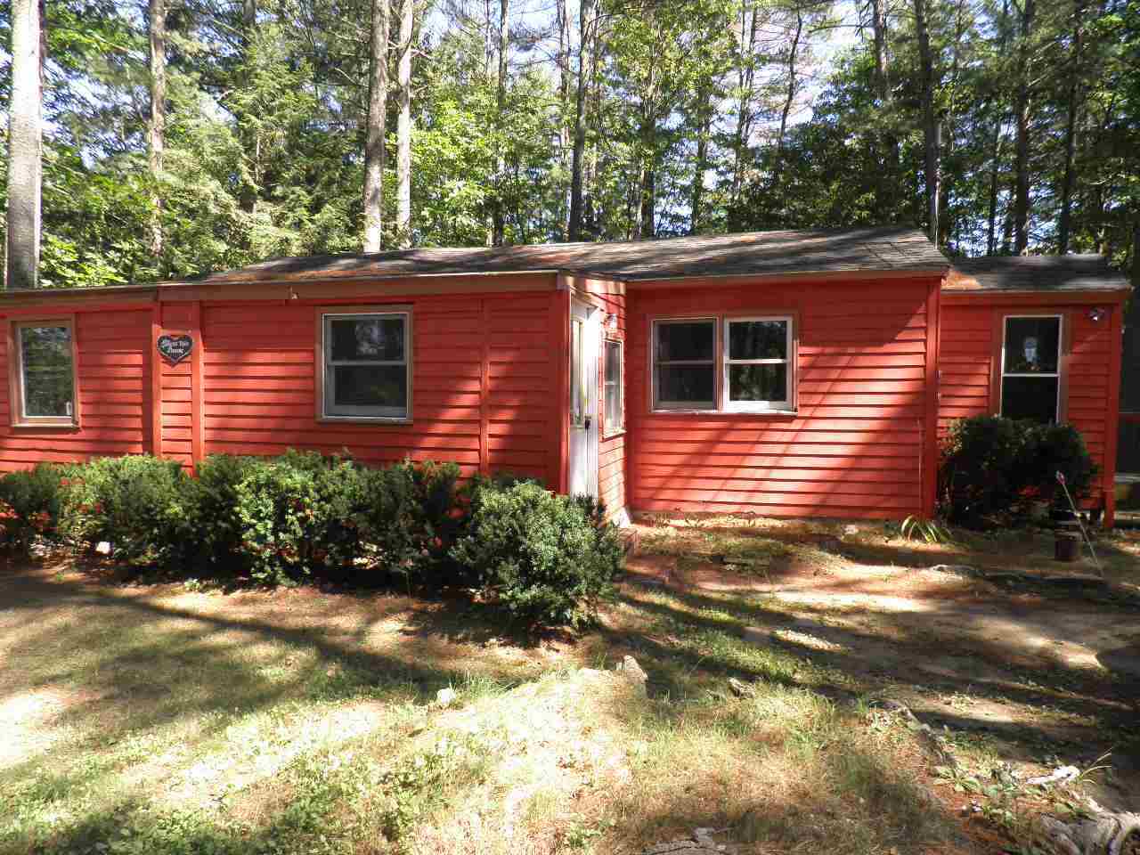 Property Photo:  11 Upper Scotland Drive  NH 03077 