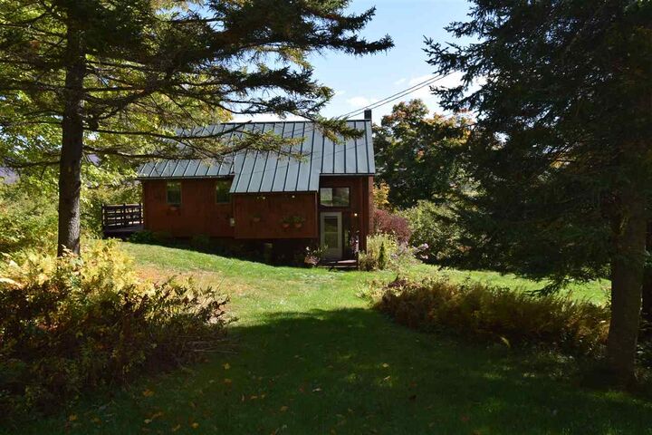Property Photo:  1843 West Hill Road  VT 05443 