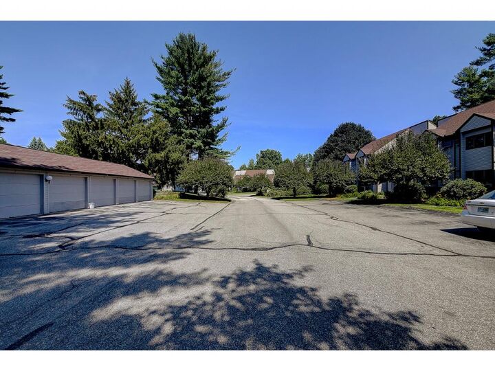 Property Photo:  3 Pondview Drive 3  NH 03054 