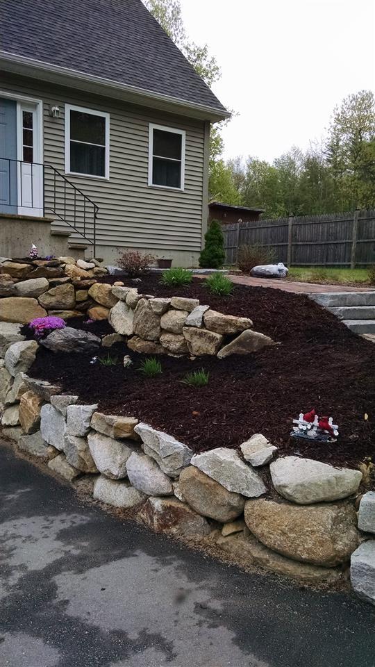 Property Photo: 11 Gorham Drive NH 03046