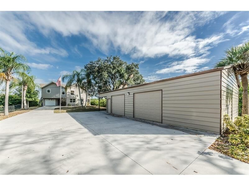 Property Photo: 8109 Bay Drive FL 33635