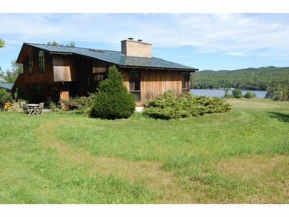 Property Photo: 5111 Oak Hill Rd VT 05495