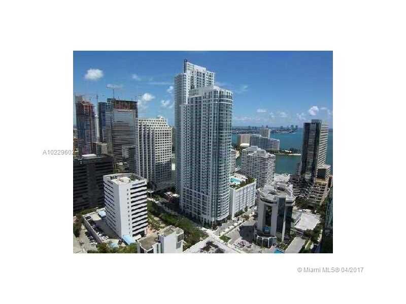 Property Photo:  