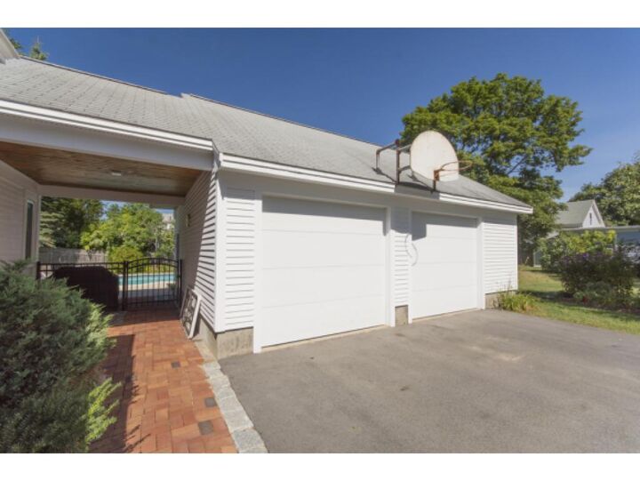 Property Photo:  15 High Street  NH 03867 