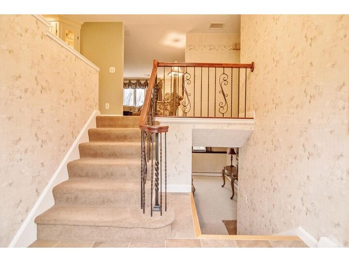 Property Photo:  8 Woodside Way  NH 03811 