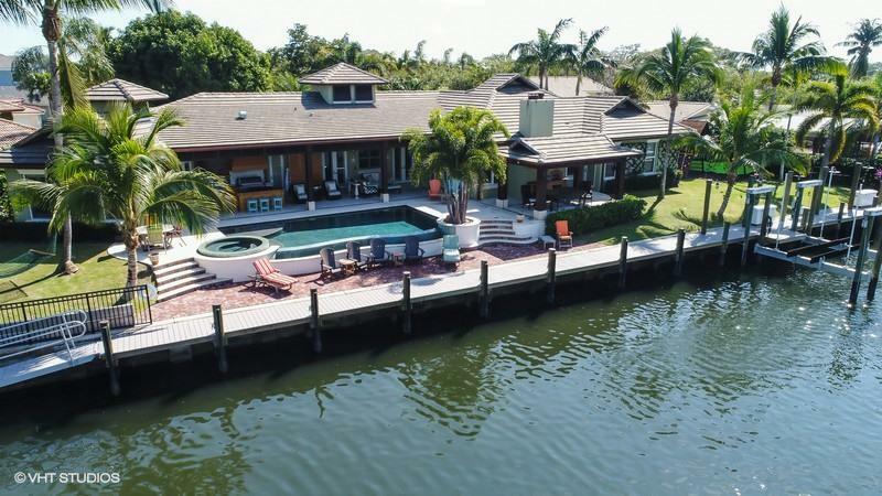 Property Photo:  645 Inlet Road  FL 33408 