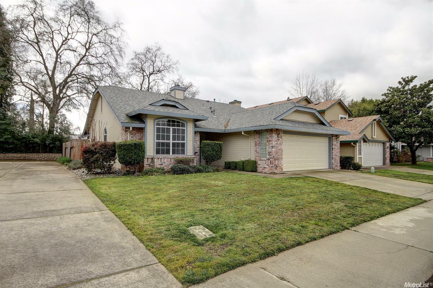 Property Photo:  7584 Sylvan Creek Court  CA 95610 