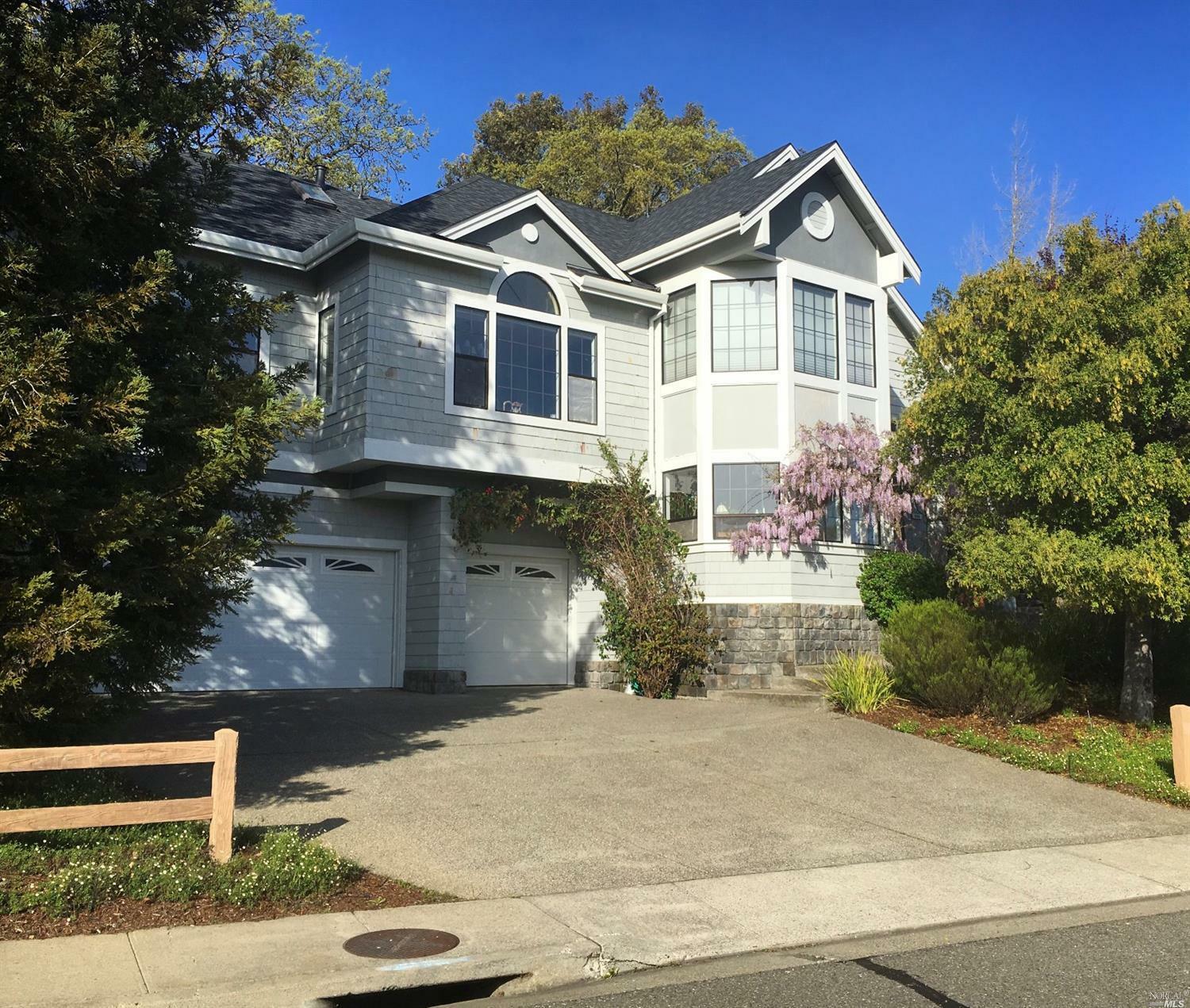 Property Photo:  404 Wood Hollow Drive  CA 94945 