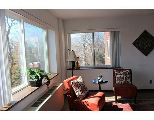 Property Photo:  14 Concord Ave 510  MA 02138 