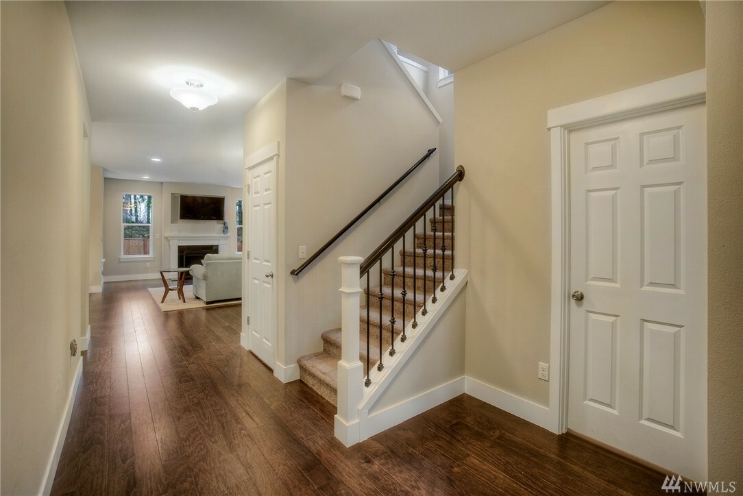 Property Photo:  13532 188th Ave E  WA 98391 