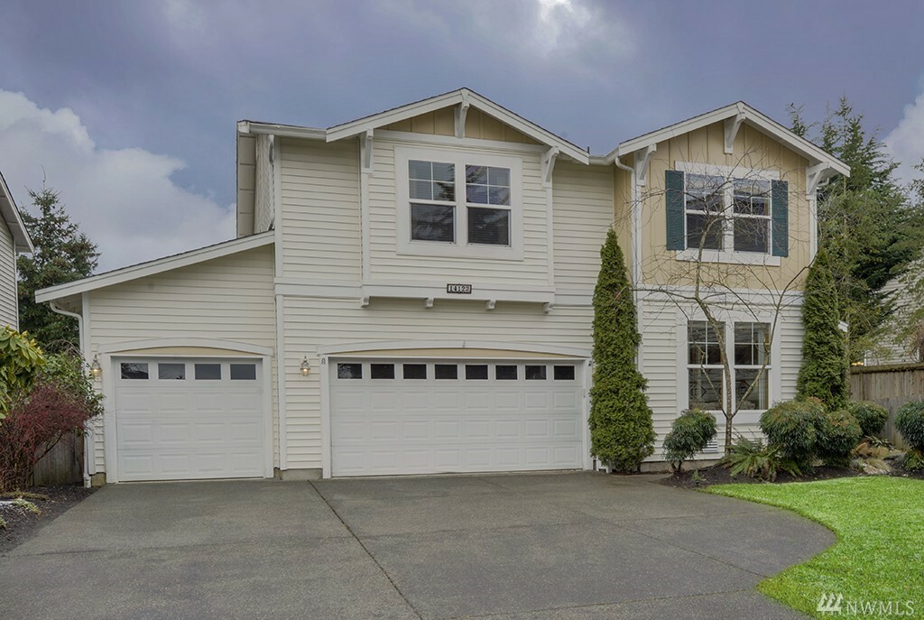Property Photo: 14123 SE 281st St WA 98042