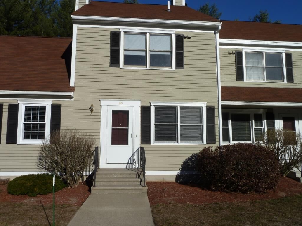 Property Photo: 80 Cadogan Way NH 03062