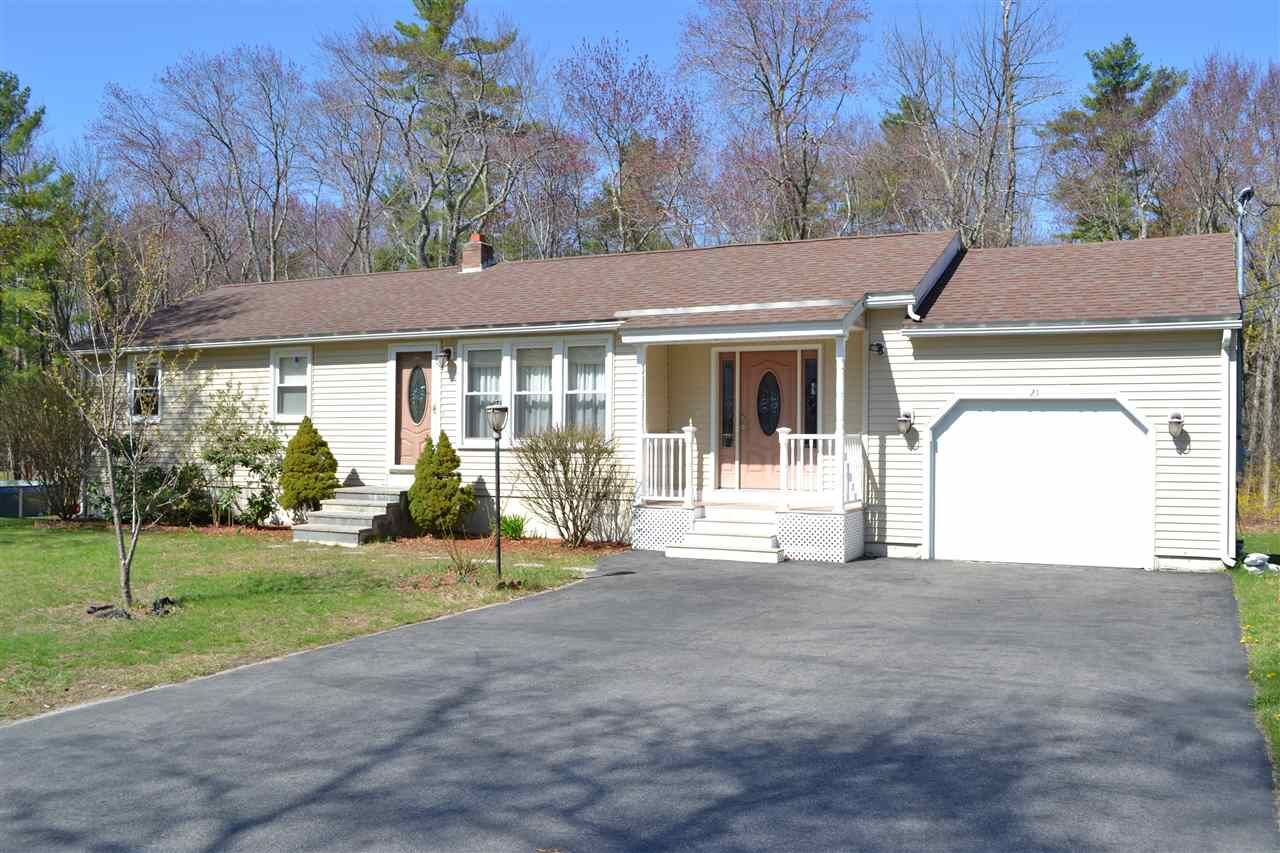 Property Photo:  21 Royal Circle  NH 03079 