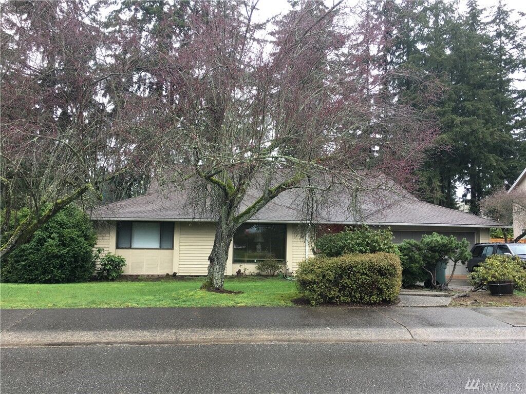 Property Photo:  16020 NE 19th Place  WA 98008 