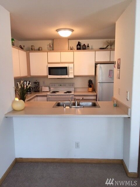 Property Photo:  4235 Wintergreen Cir 240  WA 98226 