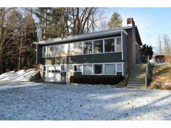 Property Photo:  31 Woodcrest Drive  VT 05403 