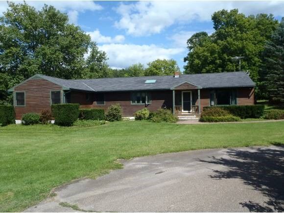 Property Photo: 6005 Spear Street VT 05482
