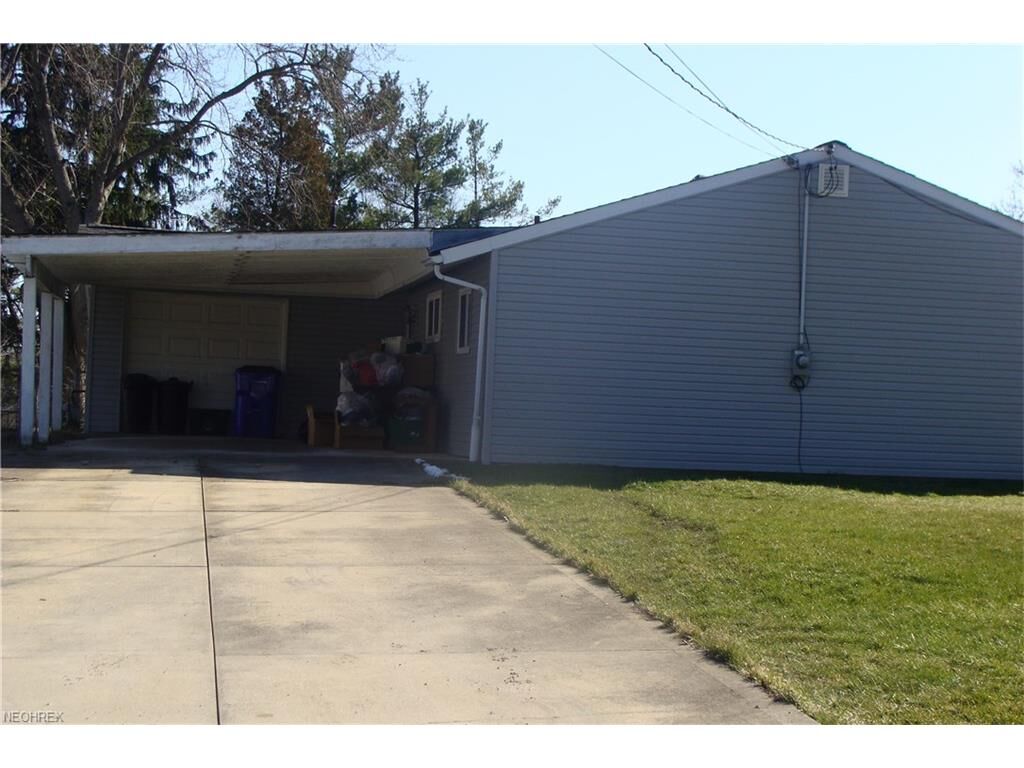 Property Photo:  2648 Deer Street  OH 44241 