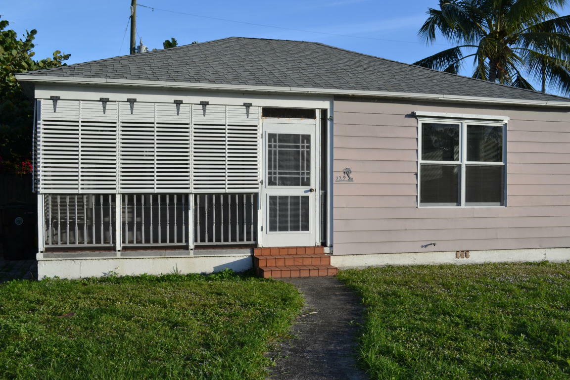 Property Photo:  729 Palmetto Street  FL 33405 