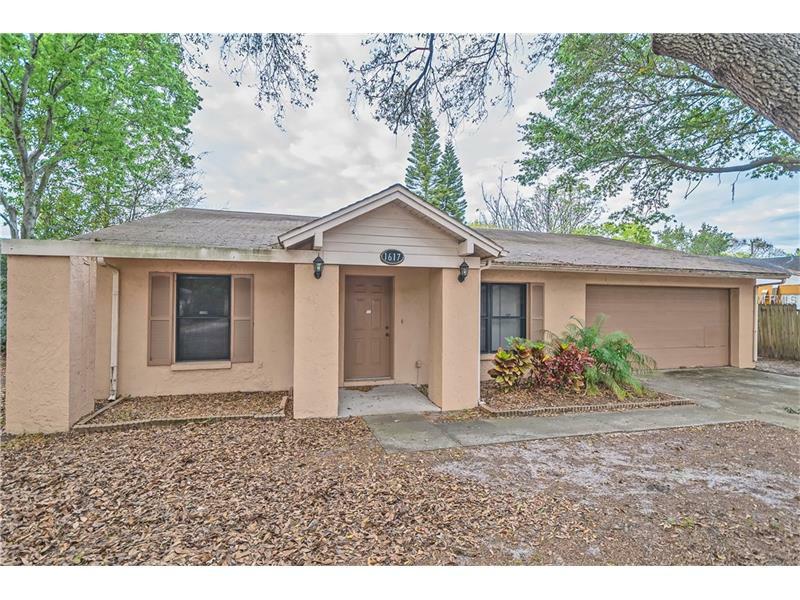 Property Photo:  1617 Crystalview Trail  FL 33801 