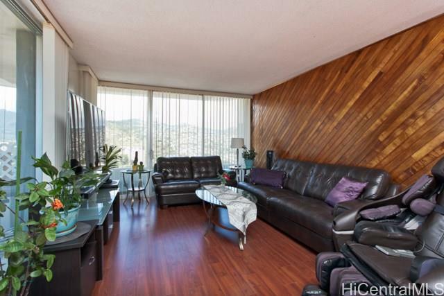 Property Photo:  2825 S King Street 2304  HI 96826 