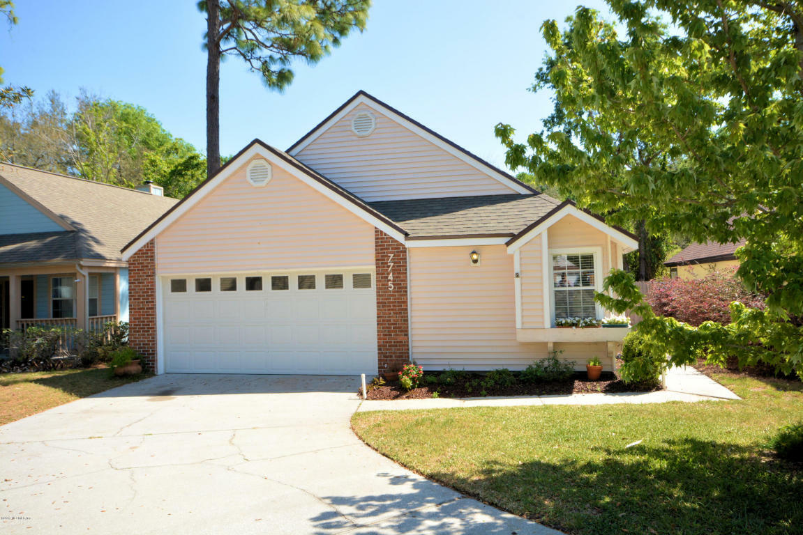 Property Photo: 7745 Leesburg Drive S FL 32277