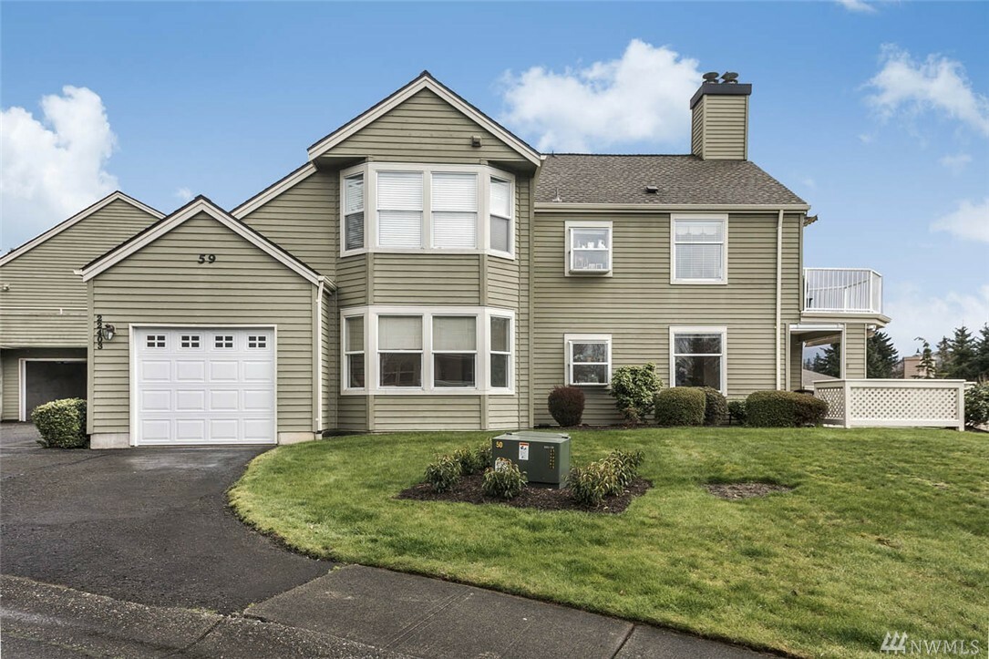 Property Photo: 22403 SE 42nd Terr 1173 WA 98029