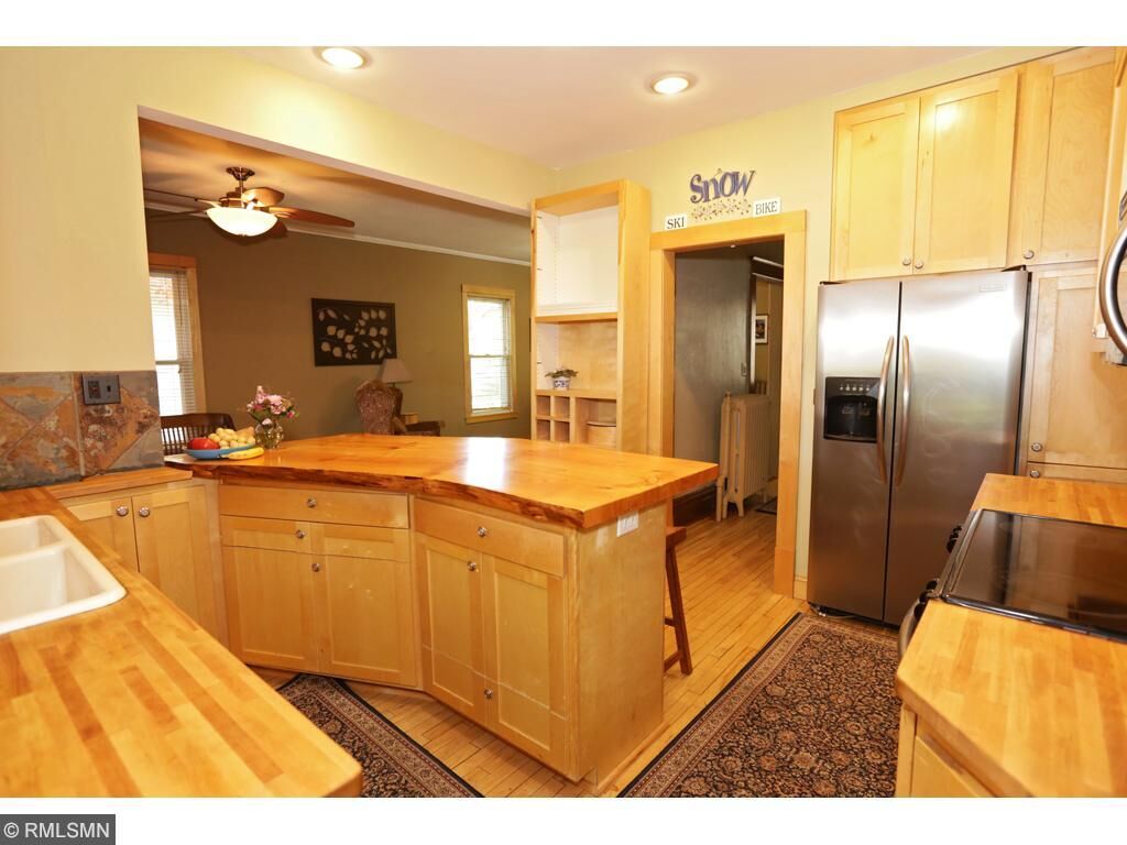 Property Photo:  705 Simon Avenue  MN 55117 