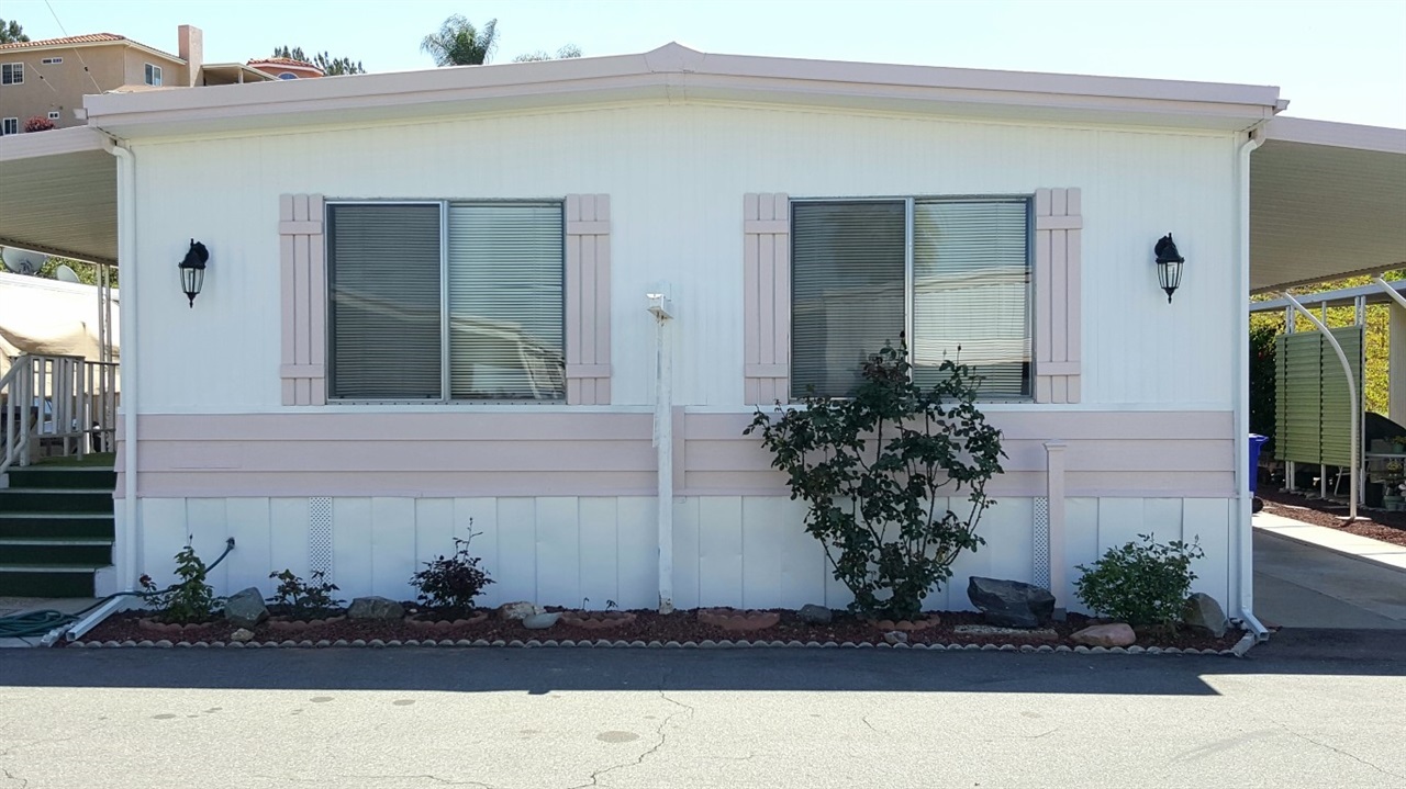 Property Photo:  718 Sycamore Ave. 186  CA 92083 