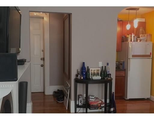 Property Photo:  271 Dartmouth 2A  MA 02116 