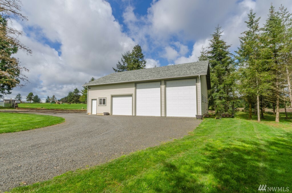 Property Photo:  389 St Route 505  WA 98596 