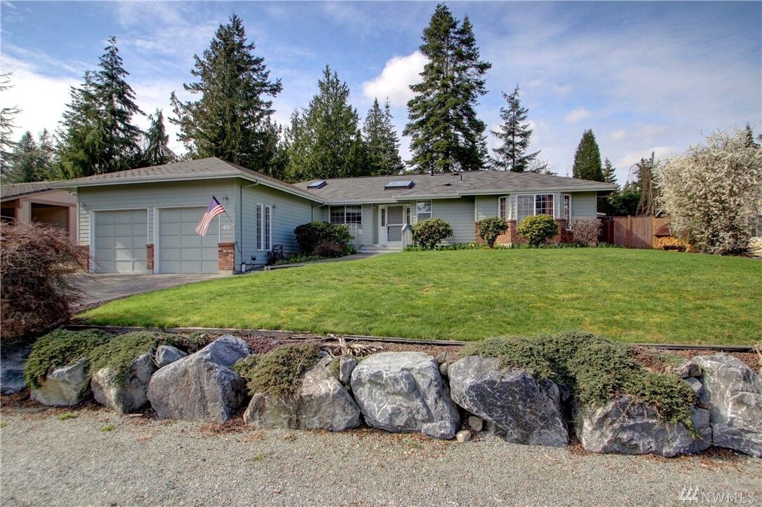 Property Photo:  33 Skokomish Wy  WA 98257 