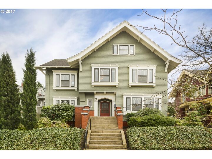 2424 NW Northrup St  Portland OR 97210 photo