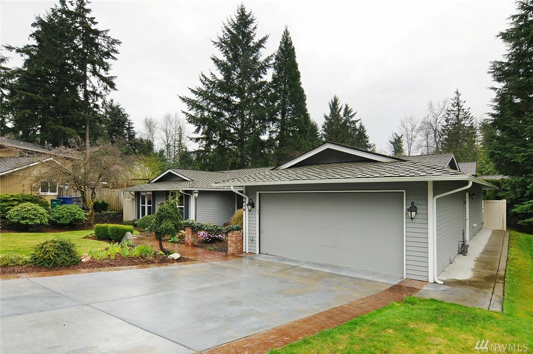 Property Photo:  15619 SE 175th St  WA 98058 