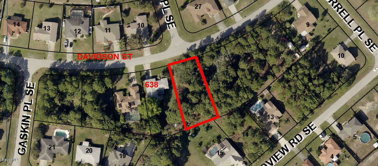 Property Photo:  650 Davidson Street SE  FL 32909 