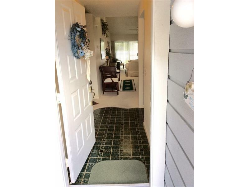 Property Photo:  558 Daventry Square  FL 34683 