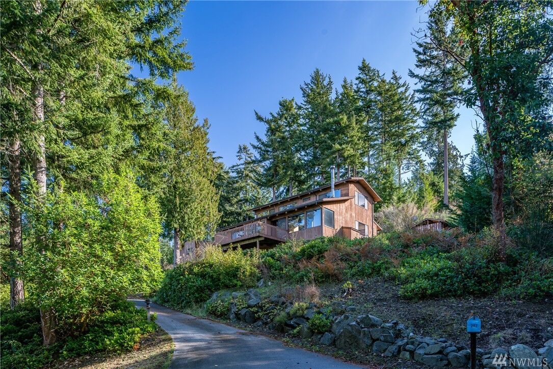 Property Photo: 292 Whiskey Hill Rd WA 98261