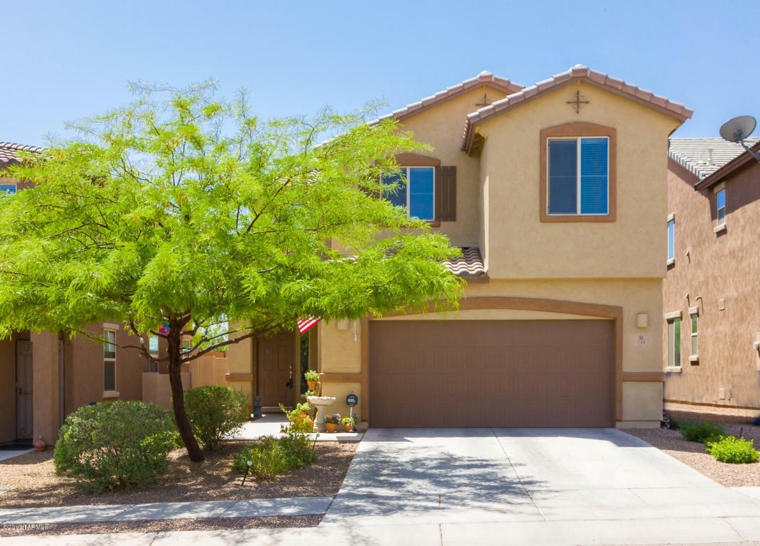 Property Photo:  735 W Calle Ocarina  AZ 85629 