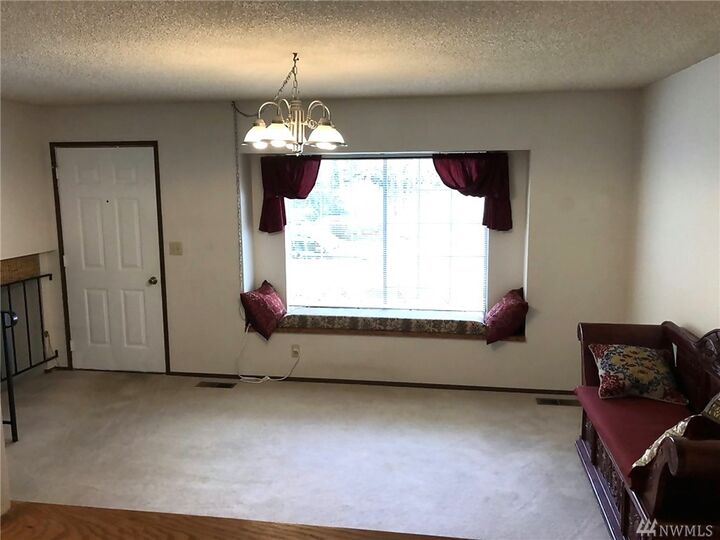 Property Photo:  2426 NE 231st Place  WA 98074 