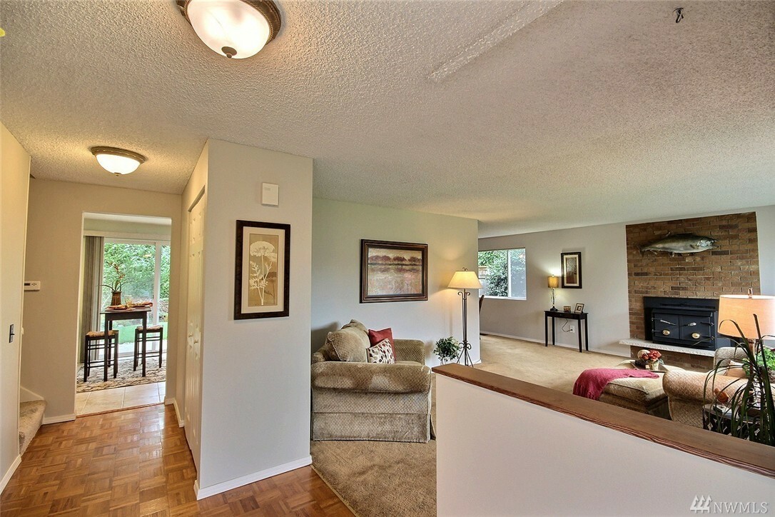 Property Photo:  11416 SE 79th St  WA 98056 