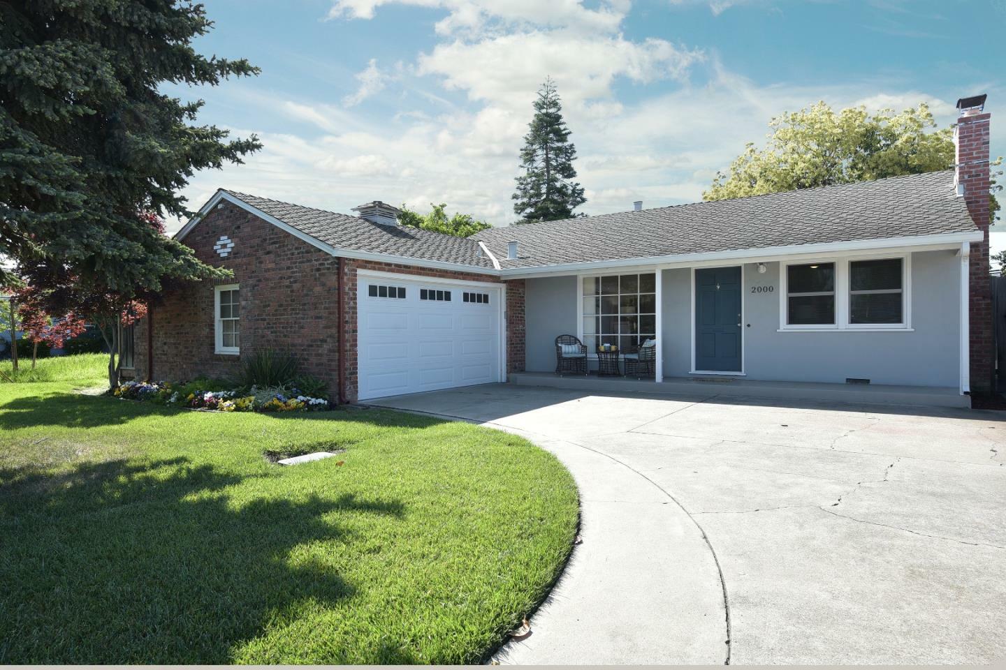 Property Photo: 2000 Randolph Drive CA 95128