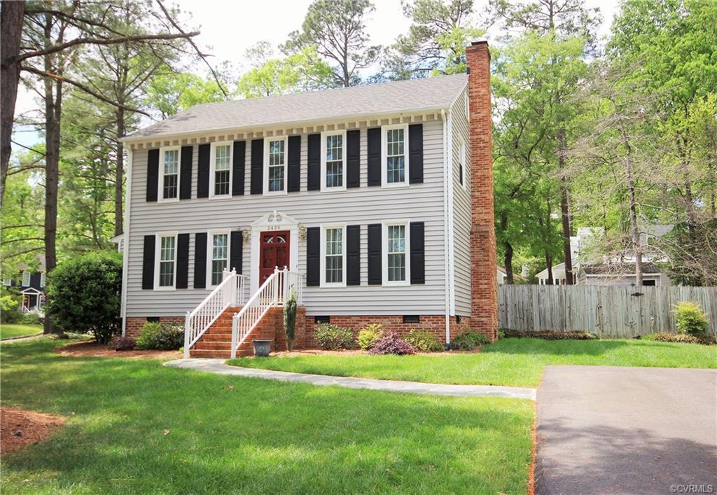 Property Photo: 2426 Crowncrest Drive VA 23233