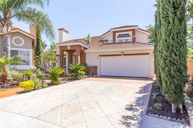 Property Photo:  801 La Paz Circle  CA 92879 