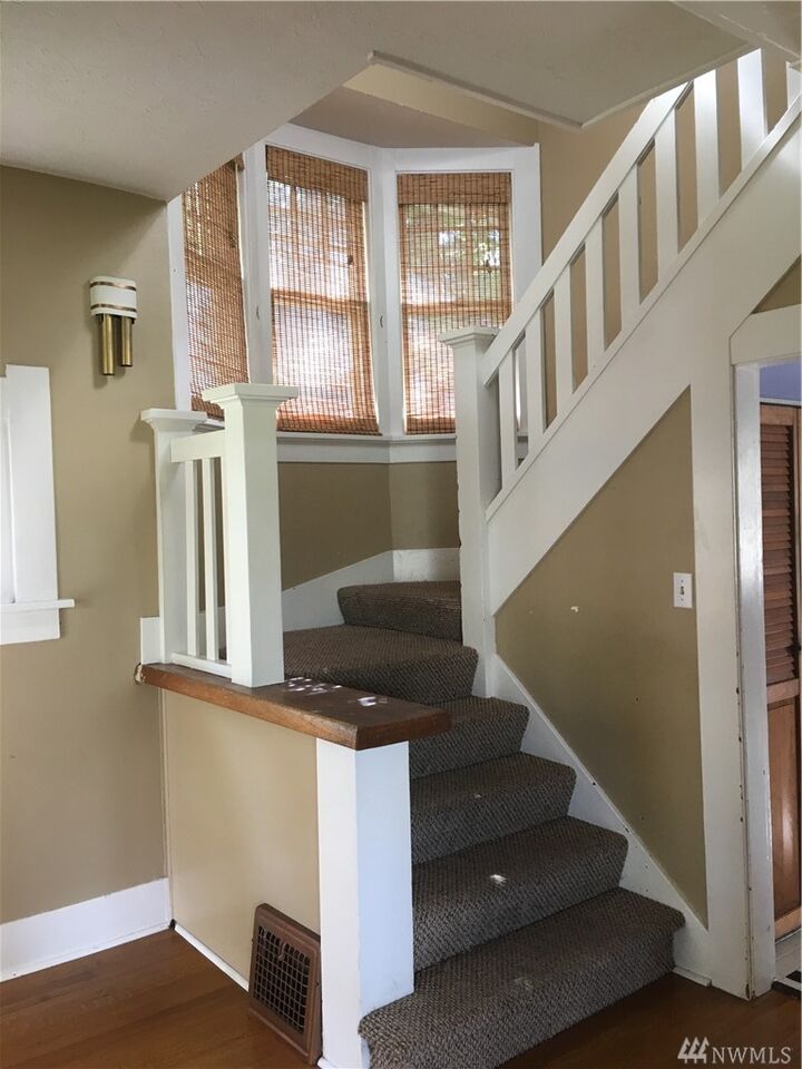 Property Photo:  941 Bonnie Brae St  WA 99362 