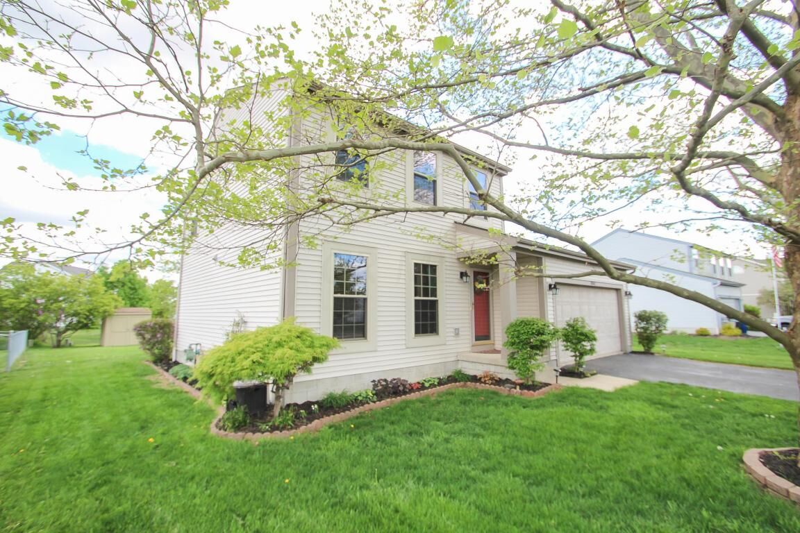 Property Photo:  8541 Leader Drive  OH 43119 