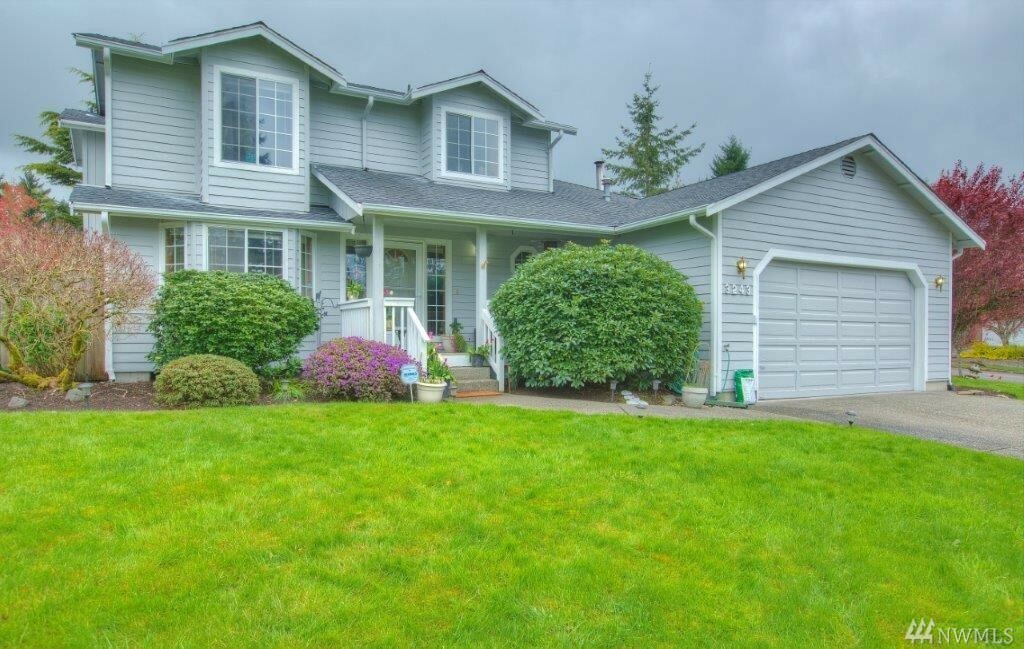 Property Photo:  3243 31st St Pl SE  WA 98374 