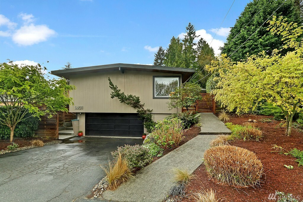 Property Photo: 1401 NE Brockman Place WA 98125