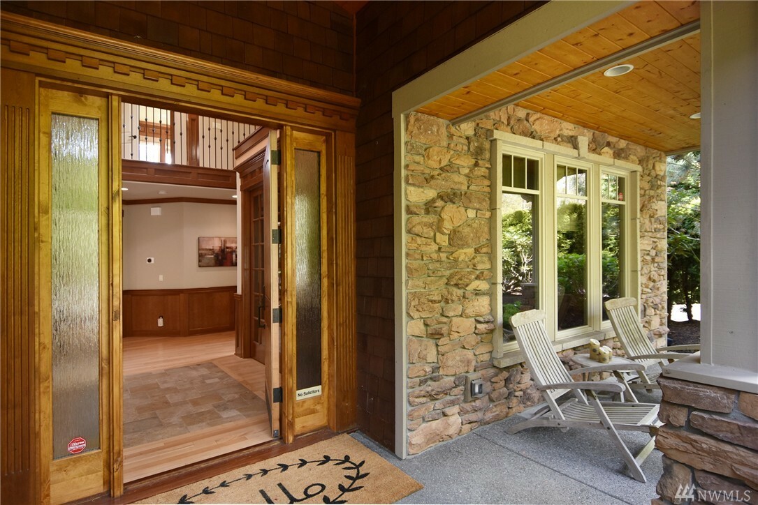 Property Photo:  4705 112th Ave NE  WA 98033 