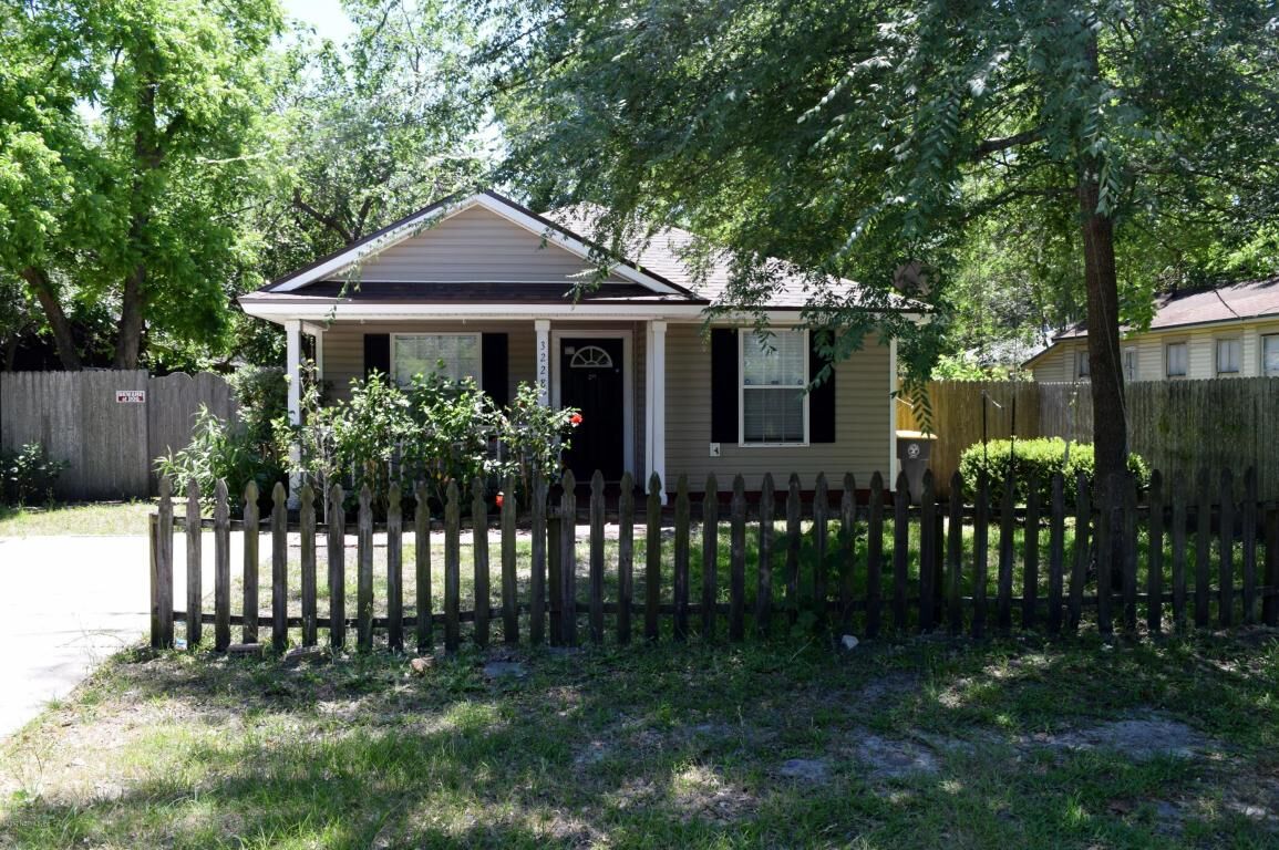 Property Photo:  3228 Warrington Street  FL 32254 